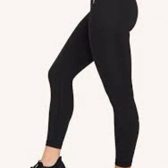 Lululemon Peloton Leggings and Bra Set Worn maybe Twice Size 8 - Picture 2 of 6